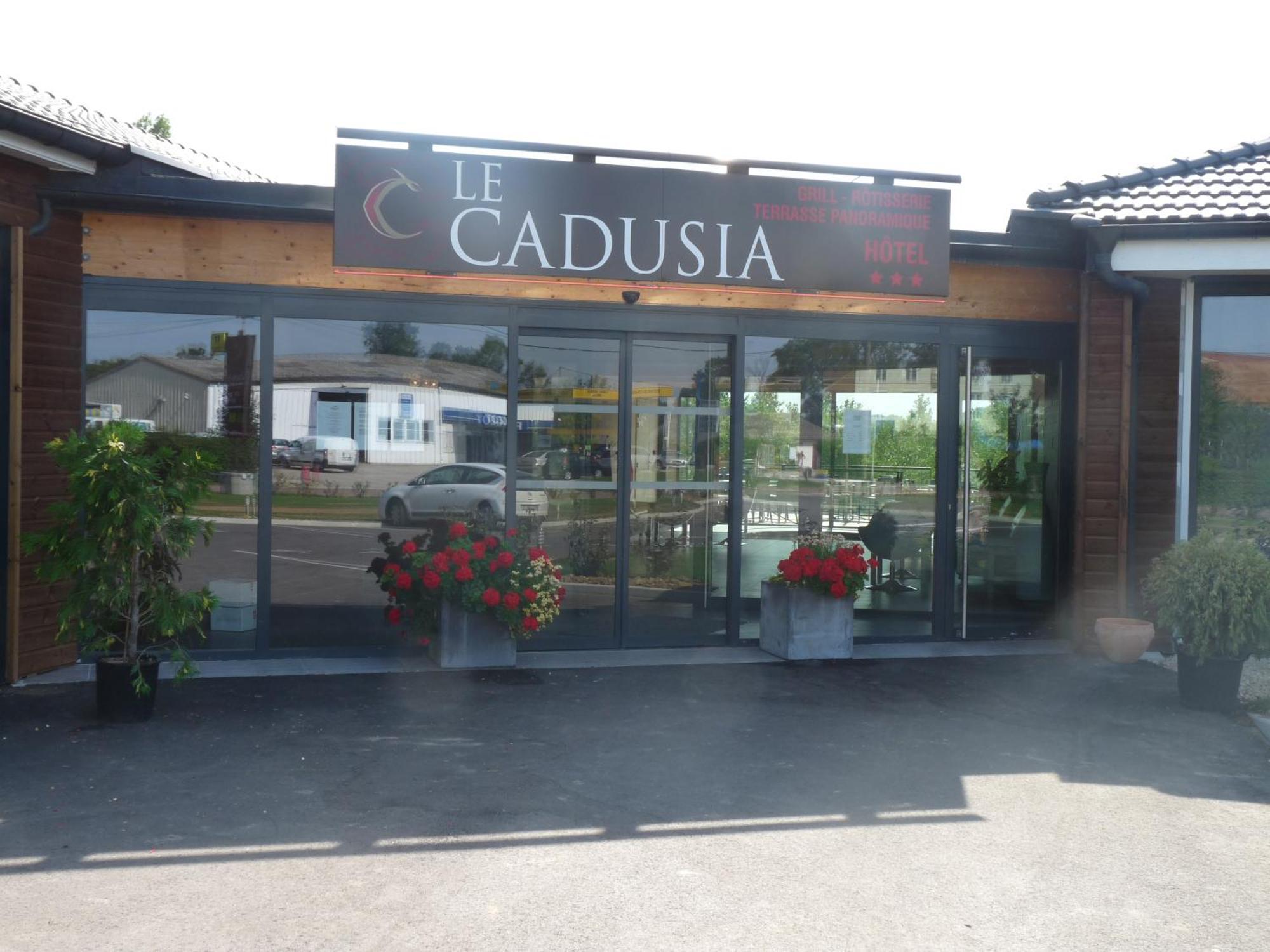 Logis Le Cadusia Ξενοδοχείο Chaource Εξωτερικό φωτογραφία